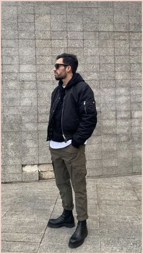 Men Black Doc Martens Outfit, Doc Martens Chelsea Boot Outfit Men, Winter Techno Outfit, Mens Dr Martens Boots Outfit, Men Dr Martens Outfit, Dr Martens Outfit Male, Mens Dr Martens Outfit, Chelsea Dr Martens Outfit, Blundstone Outfit Mens