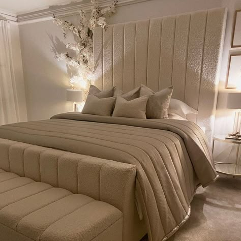 Cream Super King Bed, Nude Velvet Bed, High Headboards Bedroom, Cream Plush Velvet Bed, Super King Size Bed Luxury, Cream Velvet Bedroom Ideas, Ivory And Silver Bedroom, Creme Bed Frame, Cream Fabric Bed