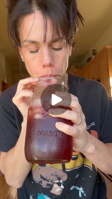 Melanie Sandford on Instagram: "This homemade electrolyte drink made me feel so much better. It’s called “Nature’s Gatorade”🌱 🍒🥥🍋 It’s so much better than getting those chemical filled ones with artificial flavors and dyes. it’s super easy to make: try it out. #coldandfluseason #naturalremedies #holisticwellness #electrolytes #nutrition" Natural Electrolytes Drink, At Home Electrolyte Drink, Most Hydrating Foods, Natural Pedialyte, Creatine Drink Recipe, Homemade Gatorade Electrolyte Drink, Natural Gatorade, Lmnt Electrolyte Recipe, Natures Gatorade