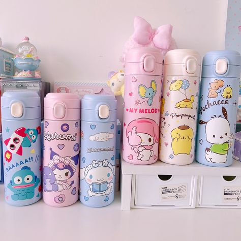 Sanrio Thermos, Thermos Mug, I Love Hello Kitty, Aesthetic House, Travel Water Bottle, Birthday Cup, Kawaii Shop, Anime Love Couple, Hello Kitty And Friends