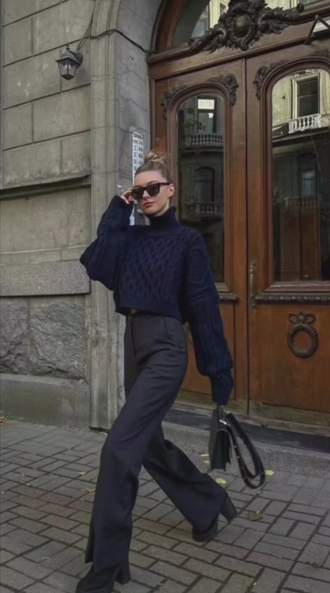 Long Pants Outfit Casual, Trousers And Boots Women, Jumper And Wide Leg Trousers, Autumn Outfits Trousers, Straight Leg Slacks Outfit, Fall Fashion Must Haves 2023, Outfits For Long Legs Ideas, Work Outfits Women Black Pants, Grey Trousers Outfit Women Work Attire