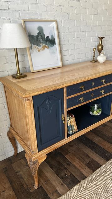 Furniture Makeover Inspiration, Revamp Furniture, Diy Furniture Renovation, Furniture Rehab, Furniture Trends, Sustainable Furniture, Furniture Renovation, Refurbished Furniture, Furniture Restoration