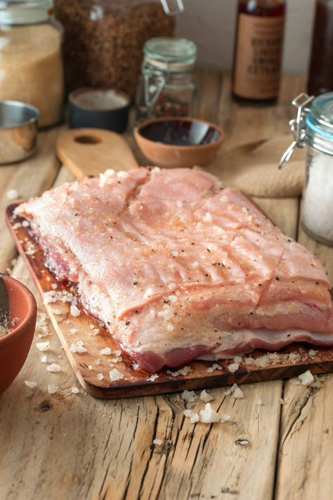 Pork Belly Bacon, Smoked Bacon Recipes, Curing Bacon, Bacon Desserts, Making Bacon, Cured Meat Recipes, Bacon Dinner, Curing Meat, Curing Salt