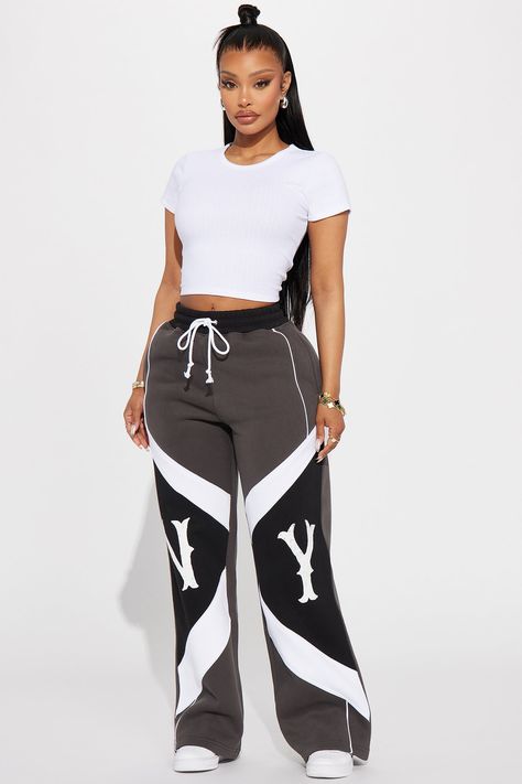 Available In Charcoal/combo. Wide Leg Pant Drawstring Pockets Front Screen Color Block Print Disclaimer: Due To The Specialized Screen Printing Process A Difference In Saturation May Occur. Each Garment Is Unique. 50% Cotton 50% Polyester Imported | Ride For My City Wide Leg Pant in Charcoal size XS by Fashion Nova Fashionnova Outfit Ideas, Swag Fits, Womens Streetwear, Dynasty Outfits, Free Pants, Kardashian Outfit, Urban Fashion Trends, Fashion Nova Outfits, Effortlessly Chic Outfits