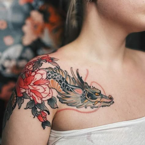 Coconut Tattoo, Japanese Tattoo Women, Gangster Tattoo, Tato Tradisional, See Tattoo, Neotraditional Tattoo, Japanese Dragon Tattoo, Dragon Tattoo For Women, Traditional Tattoo Sleeve