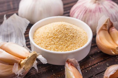 Why You Should Reconsider Garlic Powder—and All the Ways to Use the Much-Maligned Ingredient Dehydrated Garlic, Packaged Food, Seasoning Blend, Garlic Salt, Fresh Garlic, Spice Blends, Bread Dough, Roasted Garlic, Garlic Powder