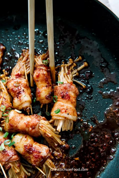 Mushroom Enoki Recipes, Bacon Wrapped Enoki Mushrooms, Beef Enoki Mushroom Recipe, Mushroom Asian Recipes, Recipes With Enoki Mushrooms, Air Fried Enoki Mushrooms, Chinese Finger Food, Enoki Recipe, Asian Mushroom Recipes