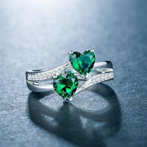 Check out Kalyan's latest collection of unique silver rings for women. We offer stylish and eye-catchy designs of fashionable jewellery at the best prices! Also, explore personalized engagement rings, wedding rings and daily wear rings at our official web store. Emerald Engagement Ring Green, Emerald Birthstone, Green Emerald Ring, Wedding Ring Sizes, Detailed Ring, Emerald Engagement, Silver Wedding Rings, Emerald Engagement Ring, Paros