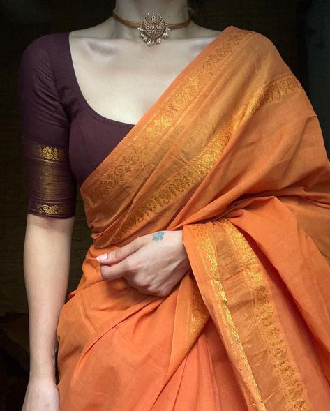 Kattam Saree, Cotton Saree Blouse Designs, Saree Wearing Styles, Saree Wearing, Cotton Saree Blouse, Simple Saree Designs, Cotton Saree Designs, Orange Saree, Fashionable Saree Blouse Designs