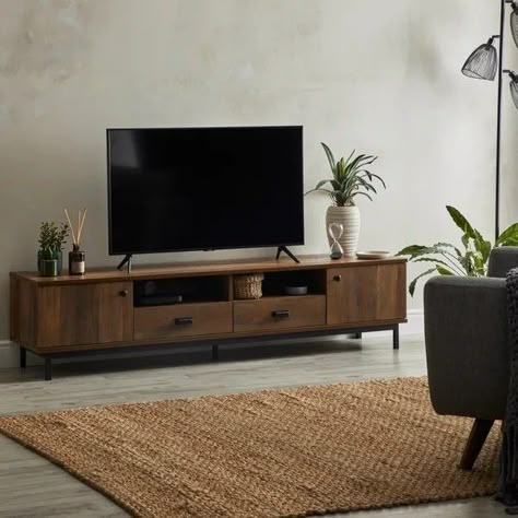 Pine Tv Unit, Man Home Decor, Tv Unite, Tv Room Decor, Ruang Tv, Room Tv Stand, Casa Cook, Tv Unit Decor, Tv Stand Decor