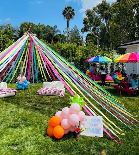 Outdoor Birthday Decorations, Outdoor Candyland, Rainbow Furniture, Backyard Birthday Parties, Picnic Birthday Party, Furniture Bar, Park Birthday, Backyard Birthday, Summer Jam