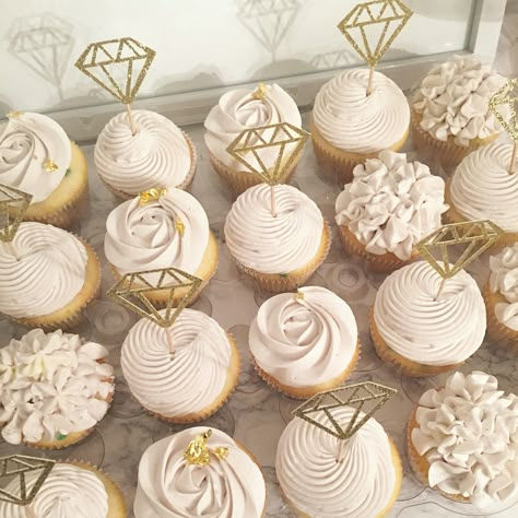 Bridal cupcakes, rustic shower, hydrangea, roses, diamond ring, buttercream cupcakes Bridal Cupcakes, Engagement Cupcakes, Engagement Party Cake, Engagement Party Planning, Bridal Shower Cupcakes, Diy Cupcake, Rustic Shower, Engagement Party Ideas, Bridal Shower Cakes