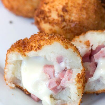 Ham And Cheese Potato Croquettes, Ham And Potato Croquettes, French Croquettes Recipe, Ham And Cheese Croquettes Recipe, Ham And Cheese Croquettes, Croquetas Recipe, Ham Croquettes, Cheese Croquettes, Migas Recipe