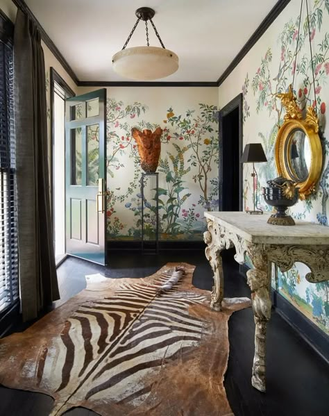 Entry and Hall by David Frazier Georgia Homes, Luxury Decor, Design Decor, Interior Design Firms, Elle Decor, Dream Home Design, Home Decor Inspiration, Room Inspo, Home Interior Design