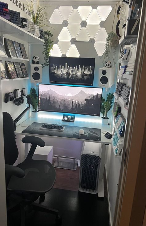 Video Game Room Ideas, Small Game Rooms, Gaming Setup Ideas, Ideas Habitaciones, Setup Inspiration, Pc Photo, Game Setup, Best Gaming Setup, Dream Setup