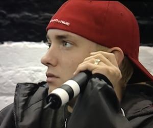 1000+ images about Eminem on We Heart It | See more about eminem, slim shady and marshall mathers Rhythm And Poetry, Eminem Poster, Rapper Eminem, The Slim Shady, Eminem Wallpapers, Real Slim Shady, Eminem Photos, Perfect Nose, Eminem Rap