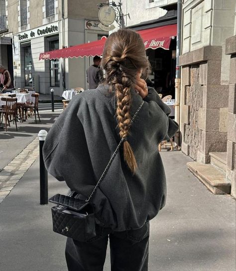 Loose Braids, Rainy Day Outfit, Dream Hair, Hairstyles For School, Pretty Hairstyles, Hair Looks, Hair Goals, Cute Hairstyles, Her Hair