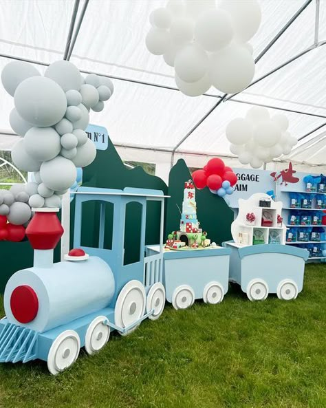 Train Theme Decorations, Train Backdrop Party, Boys Train Birthday Party Ideas, Diy Train Decor, Train Birthday Backdrop, Train Birthday Party Two Year Old, Train Decorations Diy, Choo Choo 2nd Birthday, Train First Birthday Party