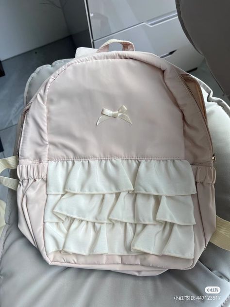 Coquette Backpack, Cute Kawaii Outfits, Inspo Poses, Princess Closet, Pretty School Supplies, Woman Aesthetic, Cute School Stationary, Stationary Items, Selfie Inspo