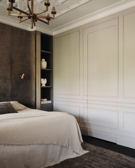 Albany House by Graphio AM and Carla Barton - Project Feature - The Local Project - The Local Project Contemporary Victorian, Window Doors, Victorian Bedroom, Victorian Aesthetic, London Apartment, Wall Molding, Socrates, Old World Charm, Contemporary Living