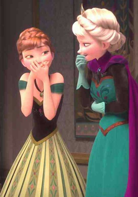 Laughing Anna Und Elsa, Frozen Sisters, Frozen 3, Images Disney, Frozen Disney Movie, Frozen Elsa And Anna, Disney Princess Frozen, Anna And Elsa, Film Disney