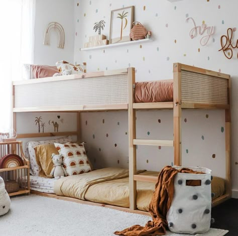 Roll Out Bed, Kids Room Bunk Beds, Shared Girls Room, Ikea Kura Bed, Shared Kids Room, Kura Bed, Bunk Bed Designs, Dekorasi Kamar Tidur, Kids Bunk Beds