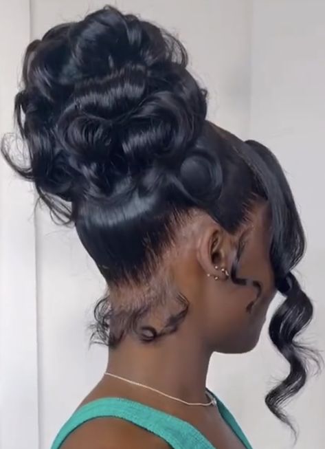 Ponytail Hairstyles Birthday, Hair Looks For Prom, Hairstyles Quick Weave, Hairstyles Birthday, Hairstyles Sleek, Prom Hair Styles, Hottest Hairstyles, Sleek Ponytail Hairstyles, Birthday Hairstyles