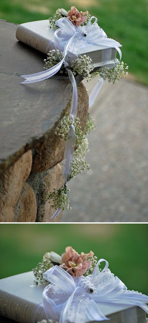 Sweet brides wedding bible with small bouquet and streamers of ribbon embellished with clouds of baby's breath Wedding Ring Pillow Diy, Diy Wedding Food, Wedding Planner Notebook, Ideas For Wedding Reception, Wedding Gift Money, Wedding Bible, Green Centerpieces, Babies Breath, Diy Wedding Bouquet