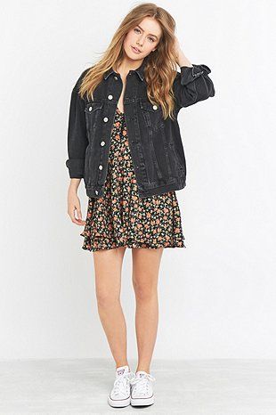 Denim Jacket Outfit Summer, Denim Jacket Outfit Women, Black Denim Jacket Outfit, Oversized Black Denim Jacket, Jacket Outfit Women, Jean Jacket Outfits, Denim Jacket Outfit, Oversized Denim Jacket, Black Denim Jacket