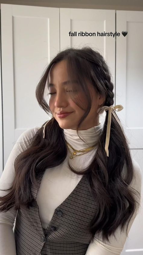 Hair Style Korea, Hair Tips Video, Trendy Hairstyle, Ribbon Hairstyle, Hair Tutorials Easy, Women's Hairstyles, Hair Tutorials For Medium Hair, Peinados Fáciles Para Cabello Corto, Hair Stylies