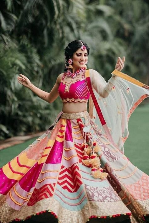 Lehenga Multicolor, Multicolor Lehenga, Dark Green Lehenga, Haldi Ceremony Outfit, Indian Wedding Lehenga, Simple Lehenga, Navratri Dress, Latest Bridal Lehenga, Mehendi Outfits