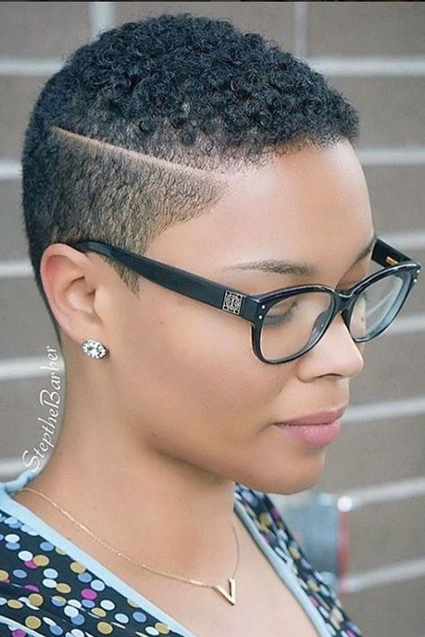 Female Barber, Low Haircuts, Low Cut Hairstyles, Black Haircut Styles, Short Natural Haircuts, Short Hair Designs, Short Shaved Hairstyles, Natural Hair Cuts, Natural Hair Short Cuts