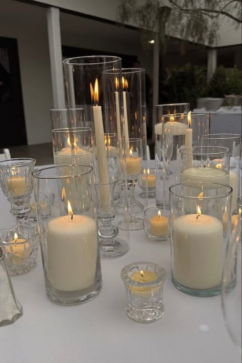 Rehearsal Dinner Centerpieces Candles, Assorted Candles Wedding, Modern Ceremony Decor, Pearl Table Setting, Candles For Wedding Tables, Candle Reception Decor, Engagement Lunch, Pearl Wedding Decor, White Candles Wedding