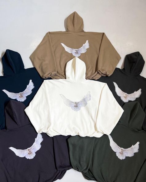 Gap Dove Hoodie, Dove Hoodie, Sweat Outfits, Yeezy Hoodie, Yeezy Outfit, Hoodie Outfits, Tattoo Couple, Beast Wallpaper, Couple Friends