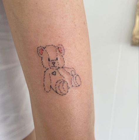 Tattoos On V Line Women, Teddy Bunny Tattoo, Teddy Bear With Wings Tattoo, Vintage Teddy Bear Tattoo, Bear Face Tattoo Simple, Teddy Bear With Bow Tattoo, Teddy Bear Holding Flowers Tattoo, Stuff Animal Tattoo, Childhood Stuffed Animal Tattoos