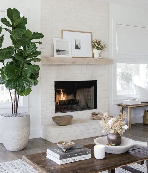 30 Gorgeous White Brick Fireplace Ideas To Update Your Home White Brick Fireplace, Mantel Design, White Fireplace, Apartment Decoration, Fireplace Remodel, Rug Guide, White Brick, Home Fireplace, Fireplace Makeover