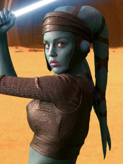 Twi'lek Jedi, Star Wars Female, Quinlan Vos, Battle Of Geonosis, Star Wars Anakin Skywalker, Star Wars Aliens, Jedi Lightsaber, Aayla Secura, Jedi Cosplay