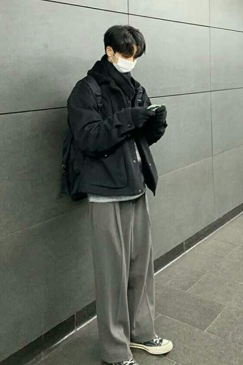 Korean Guy Aesthetic Outfit, Gray Pants Korean Outfit, Men’s Fashion Turtleneck, Korean Street Fashion Mens Winter, Guys Winter Outfits Aesthetic, Asian Aesthetic Outfits Men, Kdrama Mens Fashion, Asian Men Aesthetic Outfits, Korean Guy Outfits