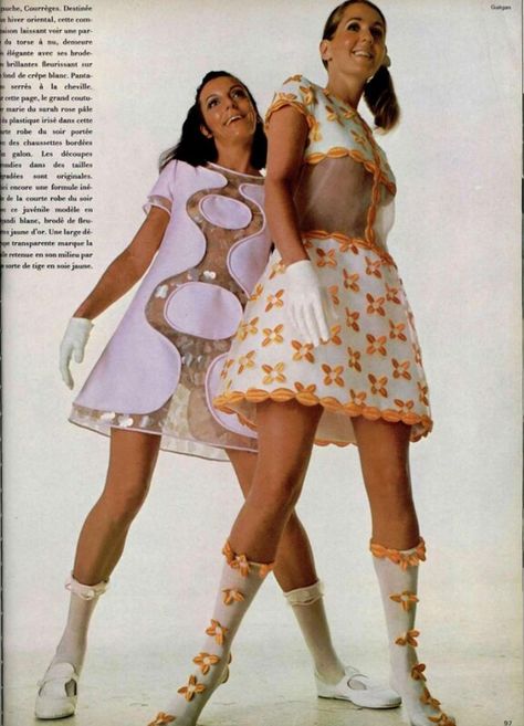 Space Age Fashion, 70s Mode, 60s 70s Fashion, Space Fashion, 60s And 70s Fashion, 70s Inspired Fashion, Fashion 1960s, Sixties Fashion, Futuristic Fashion