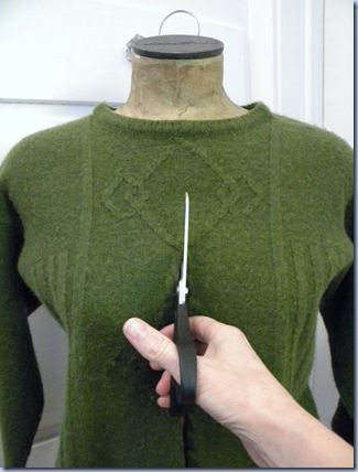 Gamle T Shirts, Diy Cardigan, Recycled Sweaters, Clothing Winter, Sweater Refashion, Sew Ins, Repurposed Clothing, Old Sweater, Upcycle Sweater