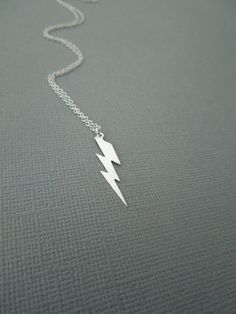 Silver Simple Jewelry, Lightning Bolt Jewelry, Lightning Necklace, Gold Lightning, Simple Silver Jewelry, Simple Pendant, Lightning Bolts, Accessories Silver, Valentines Necklace