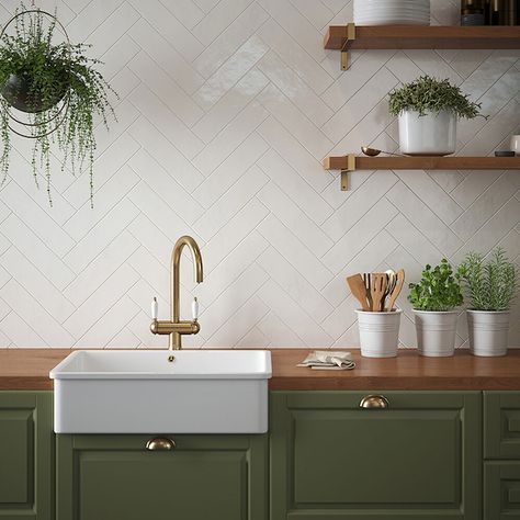 [Ad] 47 Hot Kitchen Wall Tiles Backsplash Insights You Have To Try Straight Away #kitchenwalltilesbacksplash Kitchen Wall Tiles Backsplash, Kitchen Wall Tiles Design, Best Flooring For Kitchen, Herringbone Kitchen, Kitchen Splash Back, Kitchen Splashback Tiles, Tile Trends, Herringbone Tile, Kitchen Fireplace