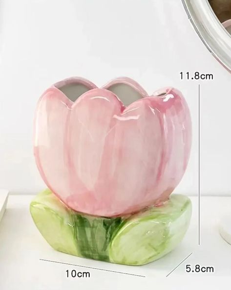 These Pretty Vases are in stock now!!! Very limited stock🤏 Grab yours now!!! Material: ceramic & enamel Flower themed Multi purpose usage Flower vase,Pen holder,Organizer, Make-up Brush Holder,Desk organizer,Stationery,Stationery organizer,Small business, Small business owner,Ceramic decors . . . . #preorder #flowervase #penholder #stationeryshop #stationerybd #stationerybangladesh #preorderdeals #pretty #flower #organiser #stationeryhut #stationeryhaul #kawaii Bedroom Desk Decor, Girl Desk, Flower Pens, Pen Storage, Writing Utensils, Desk Accessories Office, Desk Office, Shelf Storage, Stationery Organization