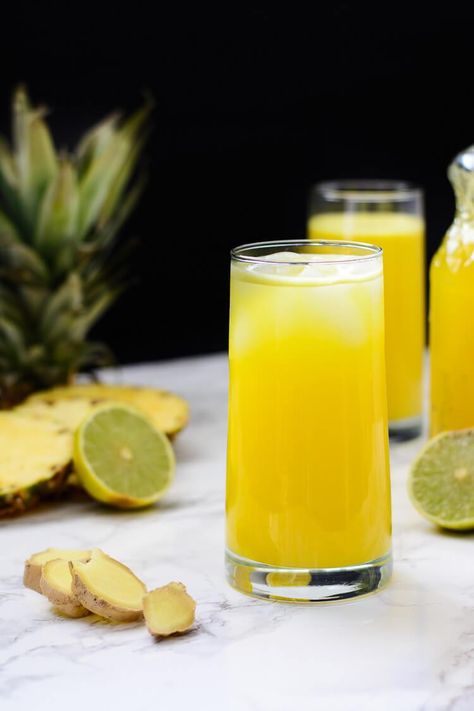 Pineapple Ginger Juice, Pineapple Juice Recipes, Pineapple Ginger, Juice Healthy, Pineapple Water, Homemade Juice, Ginger Juice, Daniel Fast, Healthy Juice Recipes