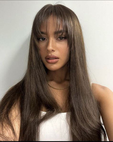 Hair Inspo Tan Skin, Brown Hair Morena Skin, Light Brown Hair Black Eyebrows, Tan Skin Hair Color Ideas Brunettes, Bambi Brown Hair Color, Ash Brown On Tan Skin, Tan Skin With Brown Hair, Indian With Brown Hair, Cool Tone Chocolate Brown Hair