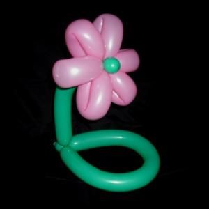 How to Make a Flower Balloon Hat: Finishing the Balloon Flower Hat Easy Balloon Animals, Balloon Crown, Balloon Hats, Balloon Hat, Animal Balloons, Ballon Art, How To Make Balloon, Twisting Balloons, Deco Ballon