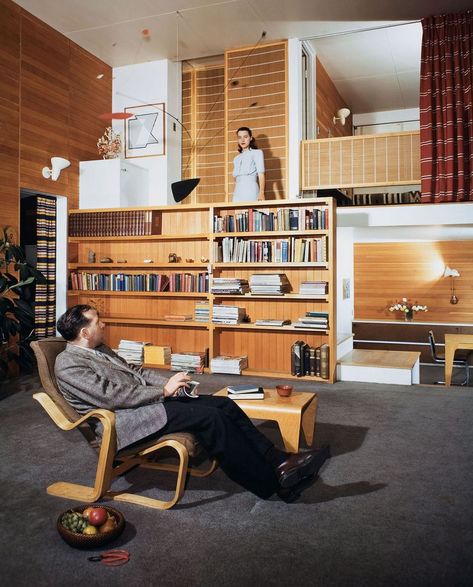 Aged-Relevance on Instagram: “Marcel Breuer and his wife Constance Crocker Leighton in The Breuer House, 1939” Bauhaus Interior, America Photo, Midcentury Architecture, Hallway Wall Decor, Walter Gropius, Hallway Wall, Marcel Breuer, American Architecture, Bauhaus Style