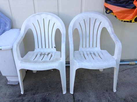 Pool Chairs - Wondering what to do with your old plastic chairs? We didn't want to throw ours out, so we cut off the legs and painted them. Now they're great fo… Chair Makeover Ideas, Painting Plastic Chairs, Outdoor Plastic Chairs, Backyard Chairs, White Plastic Chairs, Upcycle Chair, Plastic Chairs, Pool Chairs, White Chairs