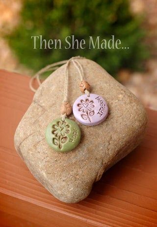 Clay Word Pendants : 12 Steps (with Pictures) - Instructables Girls Camp Crafts, Beautiful Ceramics, Ceramic Pendants, Jewels Diy, Leather Pendant, Sculpey Clay, Bijoux Fil Aluminium, Pendant Tutorial, Girls Camp