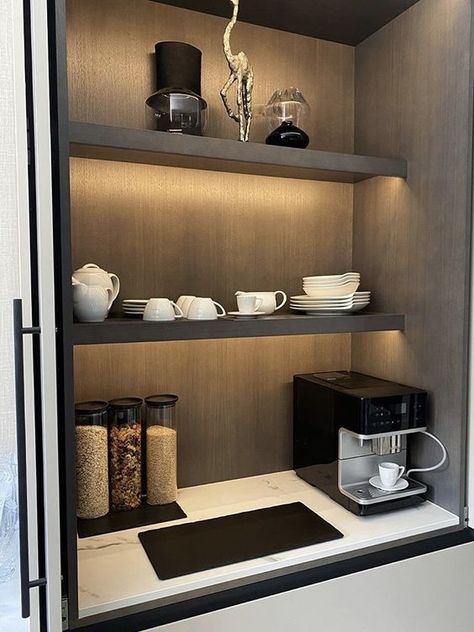 Modern Coffee Station Ideas, Kaffe Station, Coffee Bar Ideas Kitchen Counter, Coffee Bar Station, Coffee Bar Design, Home Coffee Stations, Coffee Bars In Kitchen, American Interior, Coffee Wall